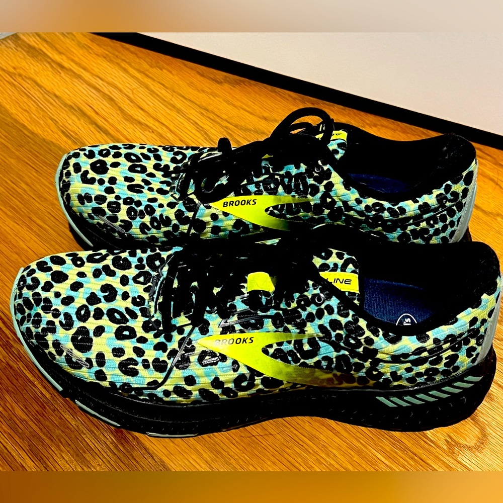 Brooks Adrenaline GTS 21